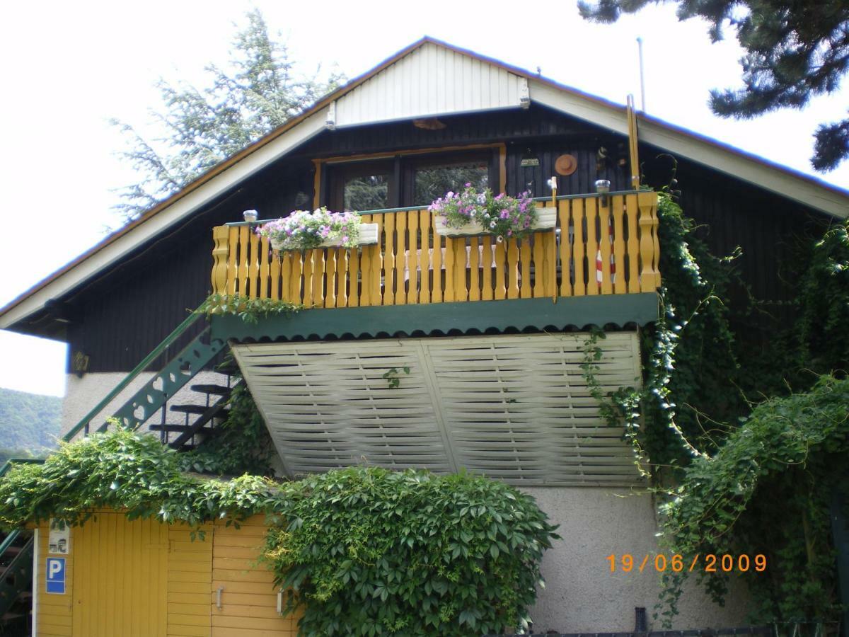 Ferienwohnung Sausen Kröv Buitenkant foto